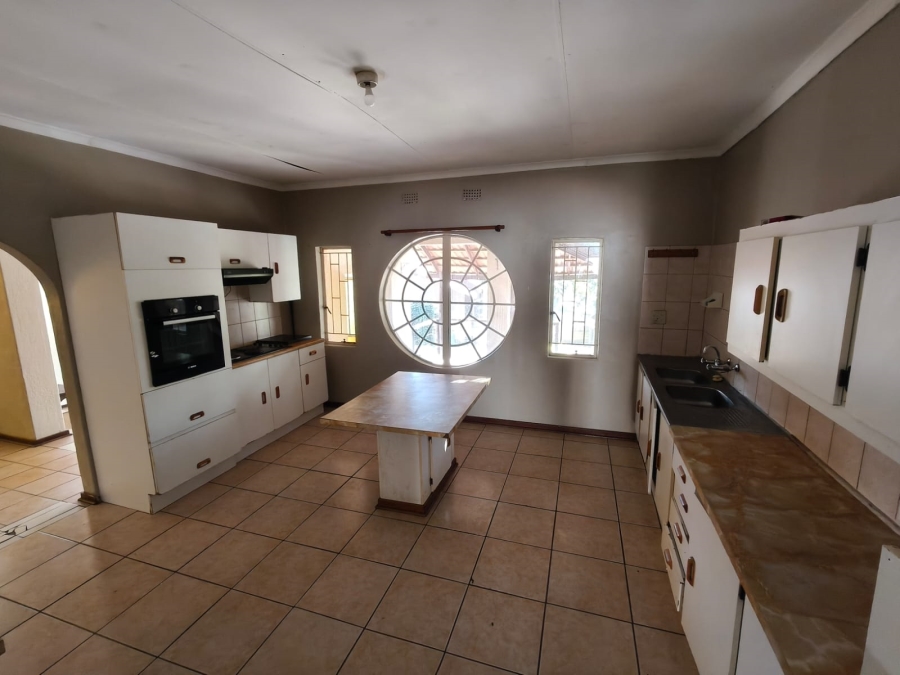 To Let 3 Bedroom Property for Rent in Safari Gardens North West